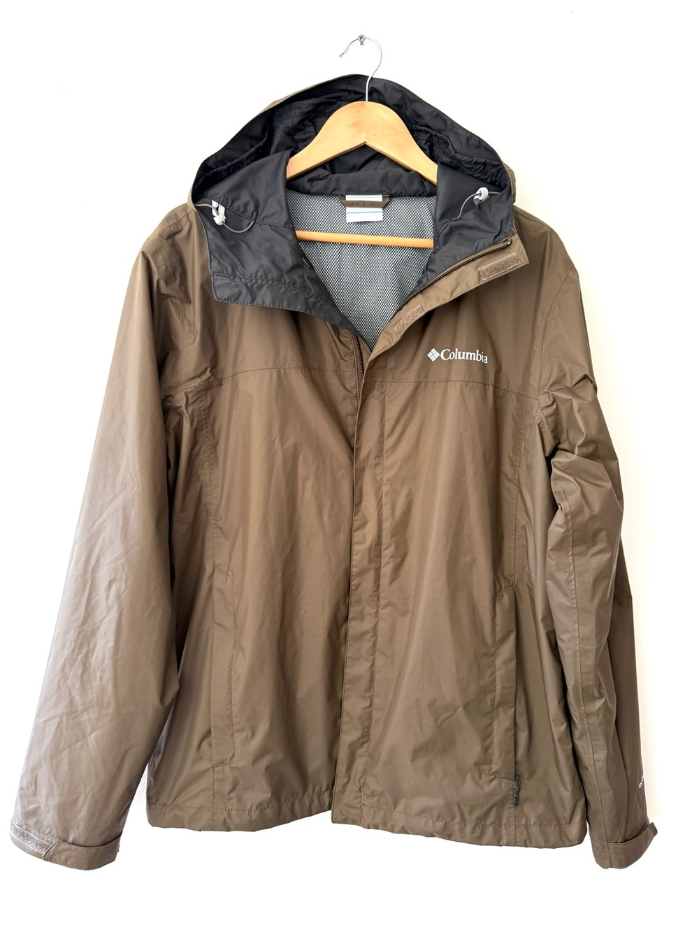 Columbia Omni-Tech Rain Jacket Men M Earthy Brown Packable Hiking Shell Gorpcore